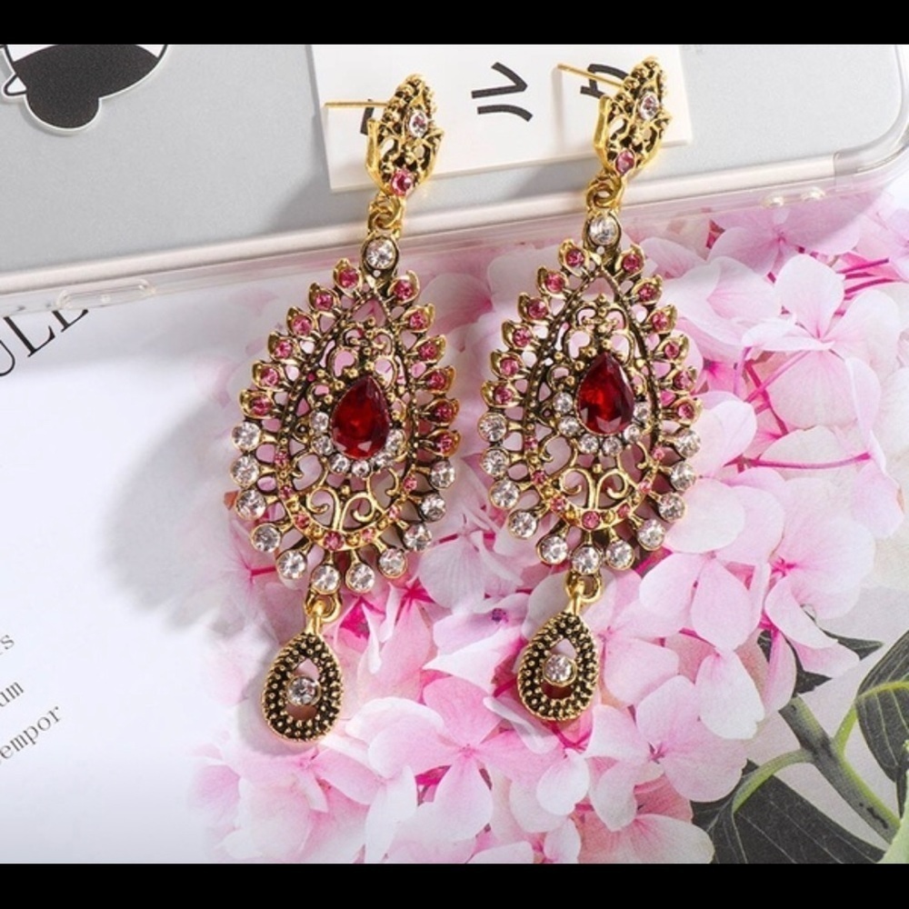 Boho long desi Indian style crystal earrings - Picture 2 of 8